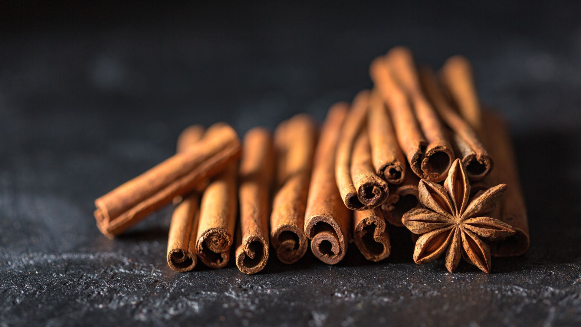 I Tried Cinnamon Water for 7 Days—Here’s What No One Told Me