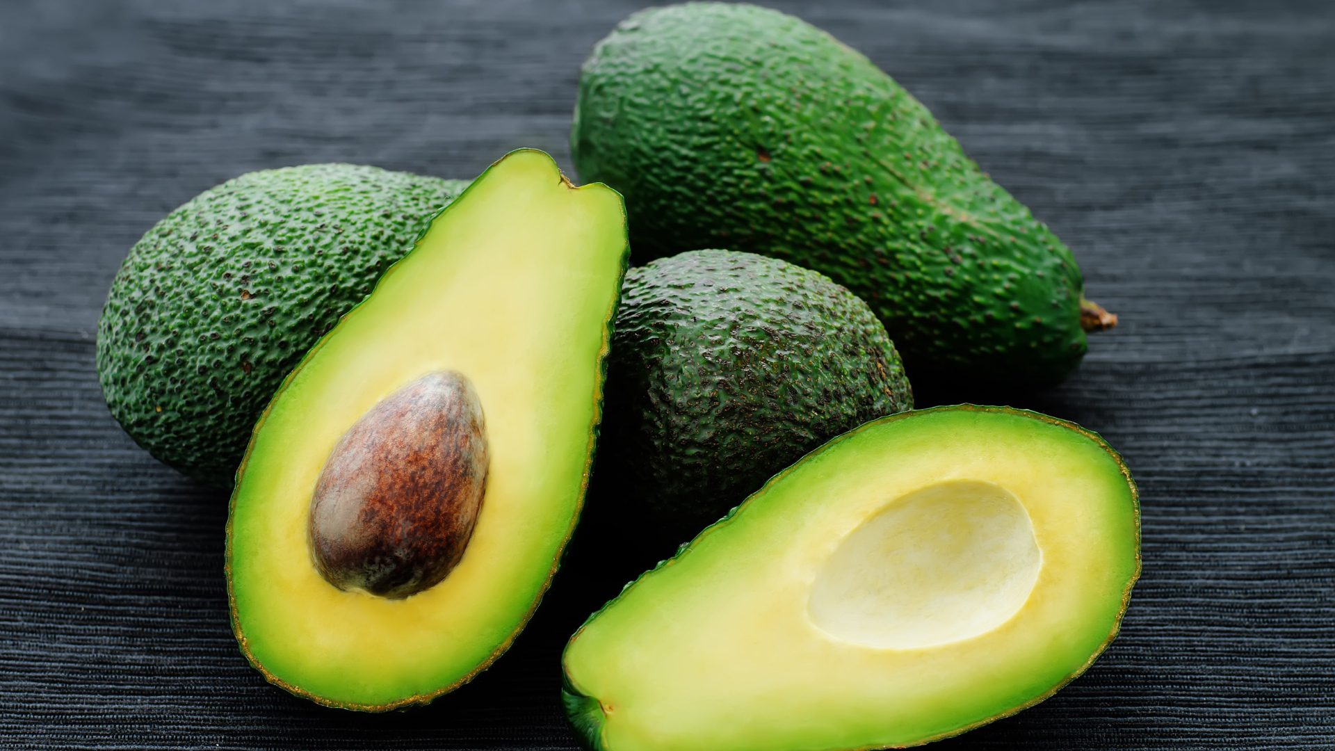 Is It Safe and Healthy to Eat the Seed of an Avocado