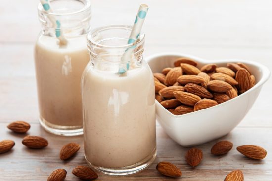 11 Health Benefits of Almond Milk (and How to Make It)-min