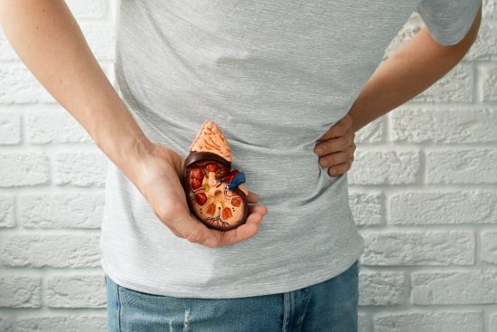 What Are the First Warning Signs of Kidney Stones-min