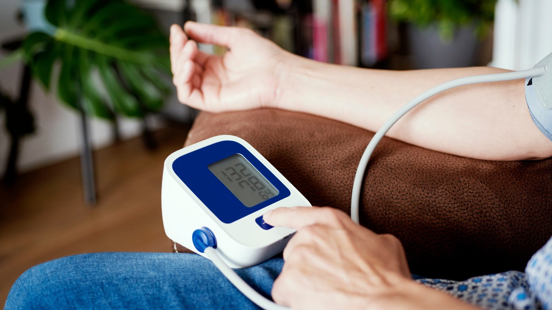 how to lower blood pressure-min