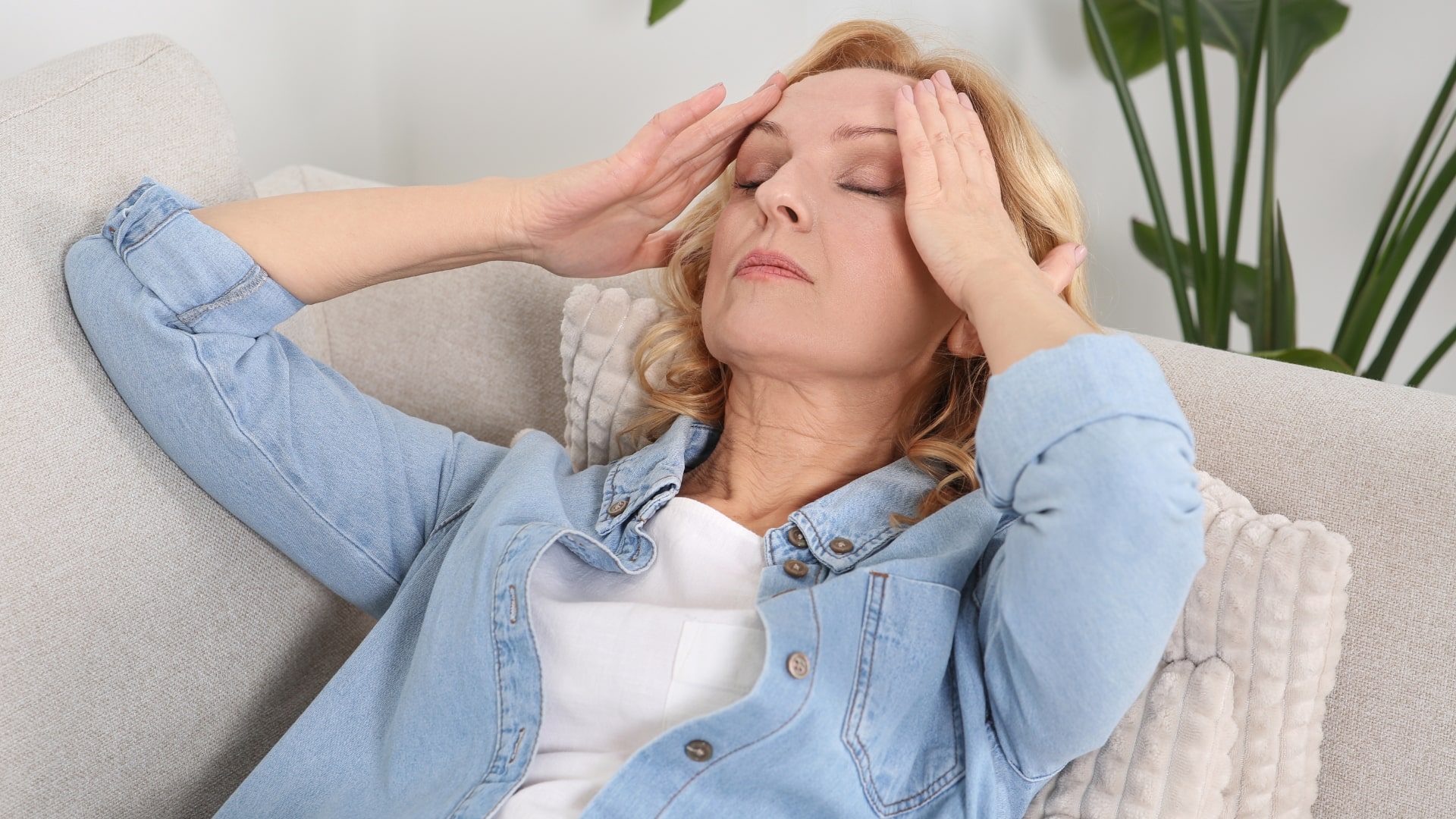 Hormonal Imbalances: Causes, Symptoms, and Effective Treatment Options